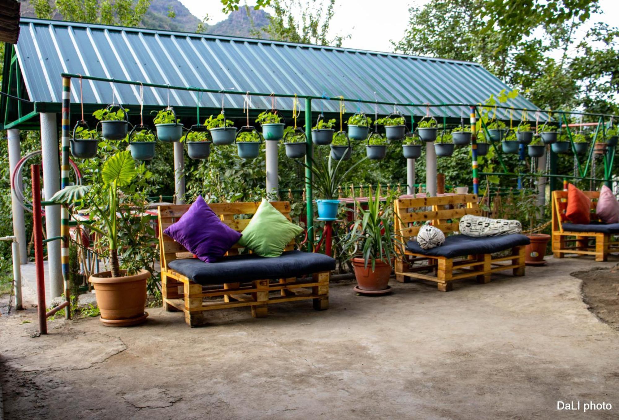 Tereza Glamping Hotel Sanain Екстериор снимка